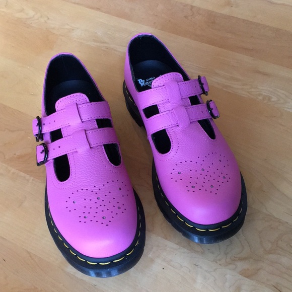 Dr. Martens 8065 Virginia Leather Mary Jane Shoes - Picture 16 of 16